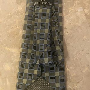 PAUL DIONE.  100% SLIK